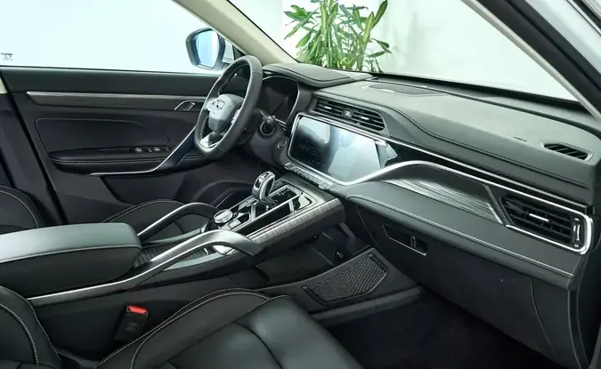 Geely Atlas Pro