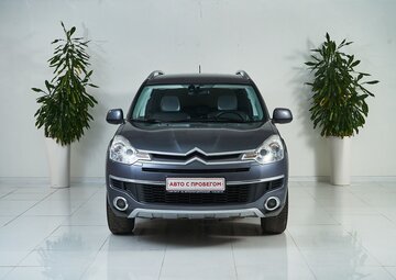Citroen C-Crosser Вид 2