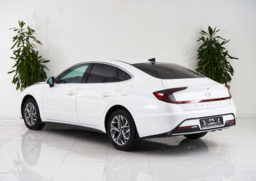 Hyundai Sonata Вид 4